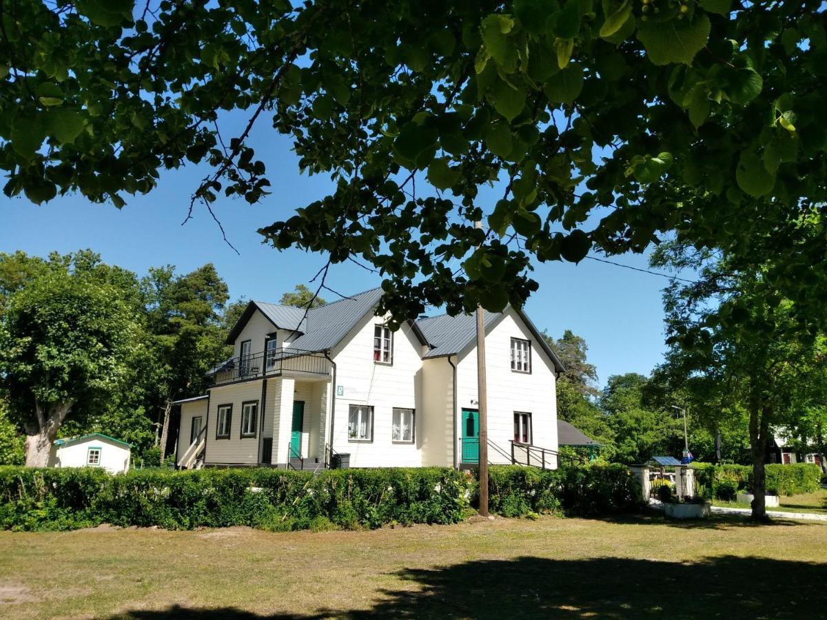 Frühstückspension Gotland Of Sweden - Bed & Breakfast Tingstäde